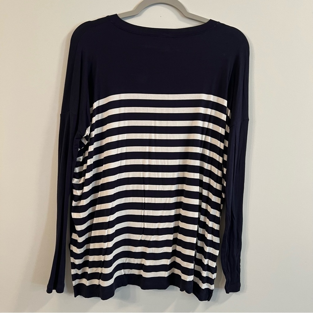 Women’s CAbi blue striped back long sleeve knit tunic blouse size XS - Picture 4 of 4